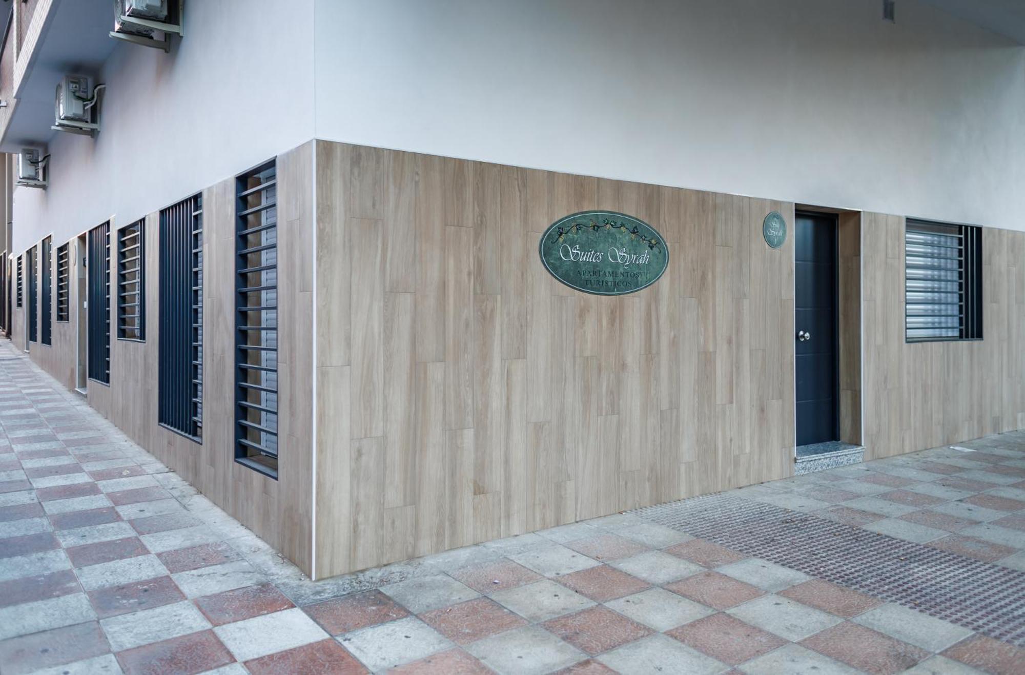 Apartamentos Luxury Suites Syrah Almendralejo Buitenkant foto